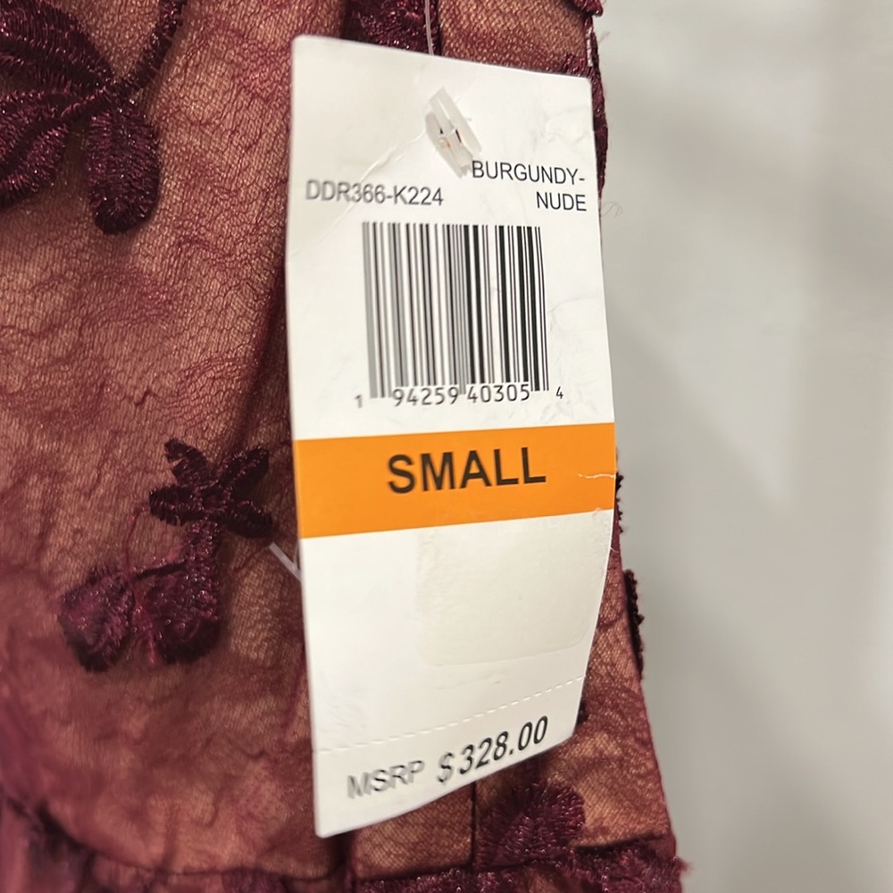 DRESS THE POPULATION Kailyn Dress gown midi - Picture 6 of 11